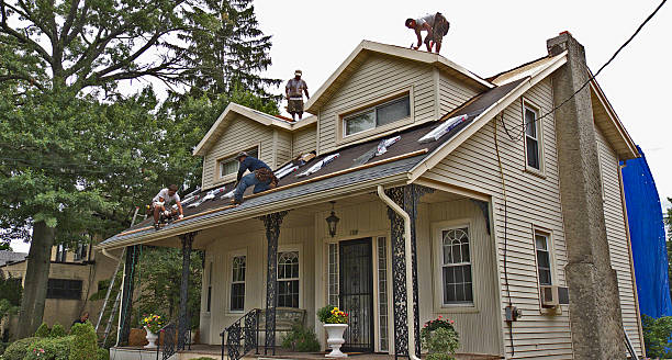 Best Emergency Roof Repair  in Nashotah, WI